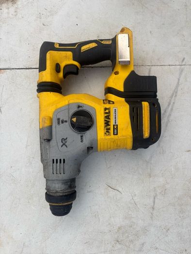 DeWalt 18V XR Brushless SDS Plus Rotary Hammer Drill