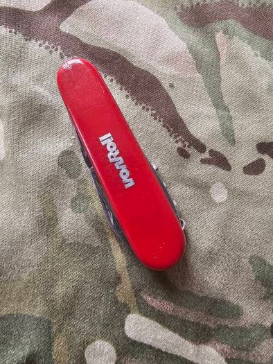 Vintage Victorinox Tourist Retired Version 84mm Swiss Army Knife