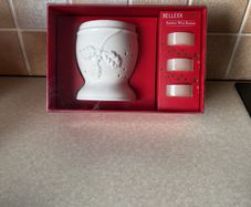 Belleek Living Festive Wax Burner Unopened