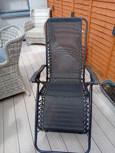Sun lounger