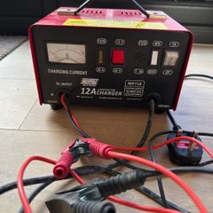Maypole 12v-24v Battery Charger