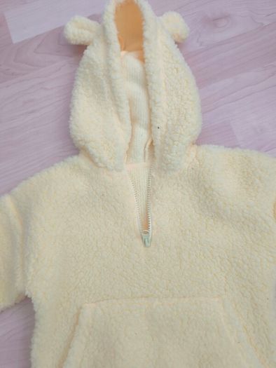 Yellow fleece hoodie 3-4 years NEW