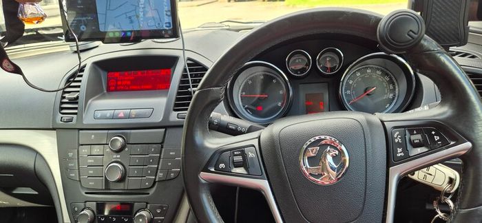 2013 Vauxhall Insignia New NCT
