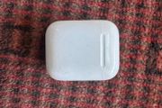 Apple AirPods (1st Generation)