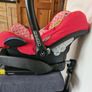 Maxi Cosi isofix base and car seat Image 6