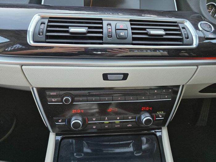 BMW 5-Series 2013