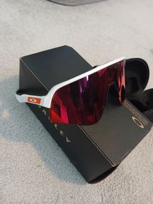 Oakley Sutro lite sweep