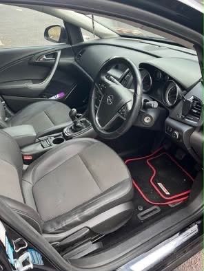 2011 Opel Astra