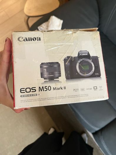 Canon M50 Mark II Bundle
