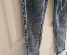 Zara Acid Wash Skinny Jeans - Size 8