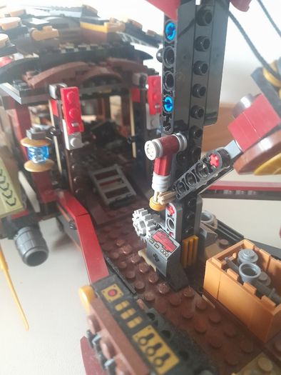 LEGO Ninjago 70738  Final Flight of Destinys Bounty