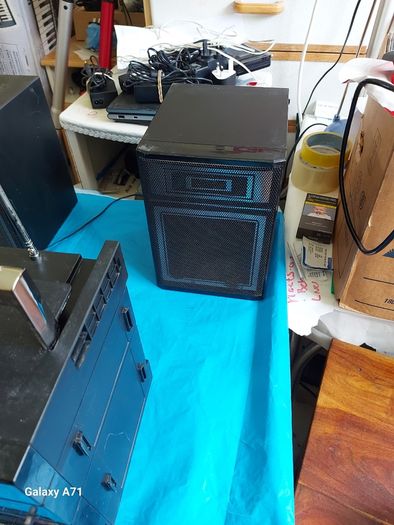 Vintage SANYO Radio and Dual Tape Deck, Model No. C36L, and 2 speakers, in excellent condition, both Tapes and Radio functioning well