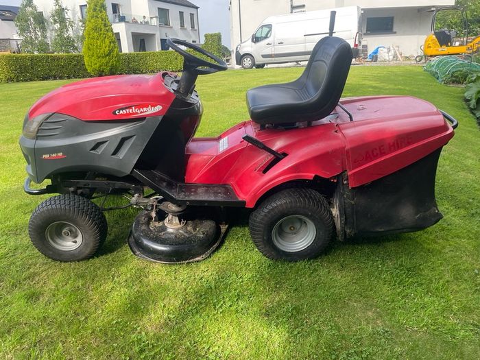 Castlegarden ride on mower