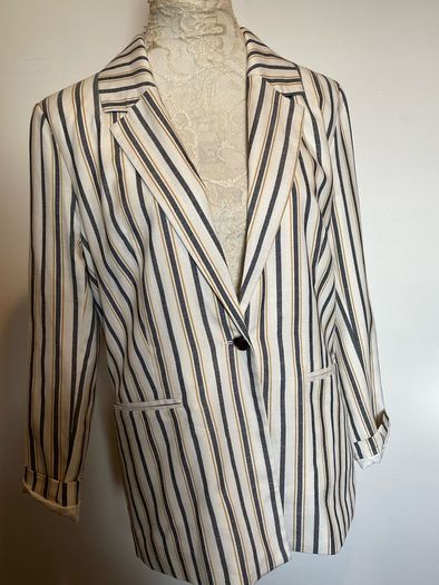 Only Tailoring Ladies striped blazer fully lined size Eur 40 - new