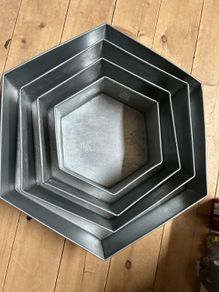 cake tins