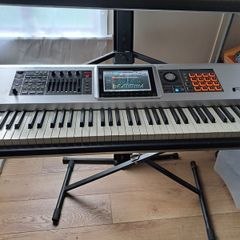 Roland Fantom G8