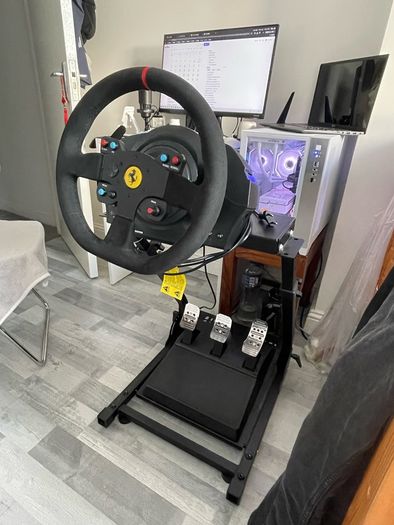 Thrustmaster T300+Pedals+Stand
