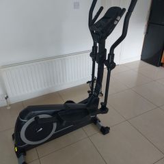 Cross Trainer