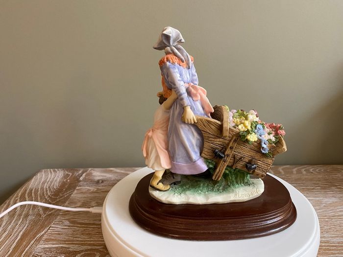 The Leonardo Collection The Flower Cart Figurine  1990