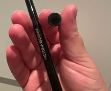 Victoria Beckham lip liner