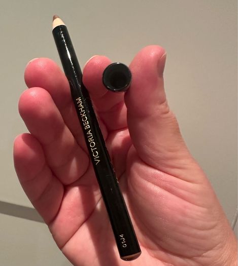 Victoria Beckham lip liner
