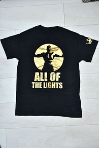 100% cotton black t-shirt with gold logo