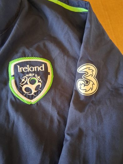 Ireland Jacket. Official Umbro Ireland Football Track Jacket. Collect In Dublin Or Receive Via Post.
