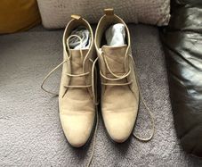 Mens boots size 8 worn once only reduced