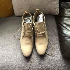Mens boots size 8 worn once only reduced
