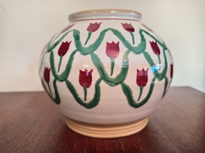 Nicholas Mosse pottery