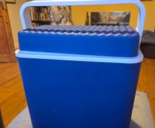 Cool box