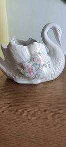 Edwardian Lady by St Michael M & S Swan Planter