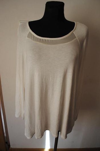 Moda at George white long sleeve top size UK20 EU48 Postage included