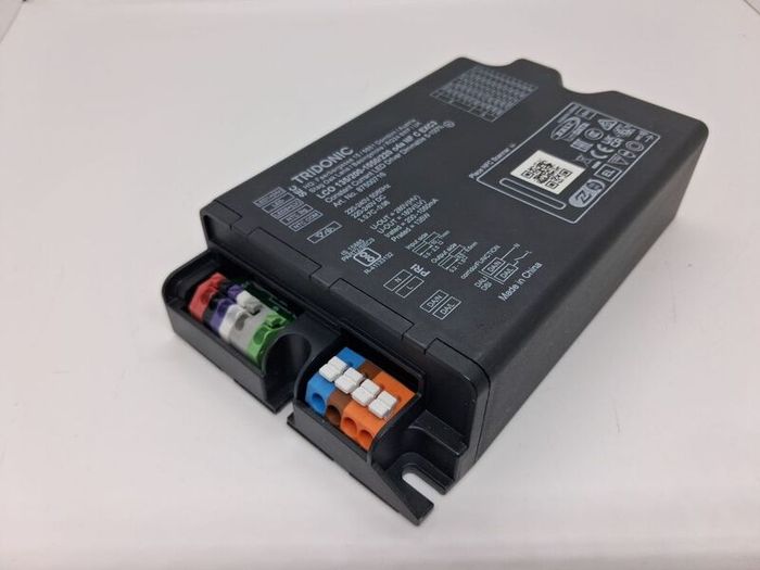 Postage - Tridonic LCO 135/200-1050/220 04a NF C EXC3