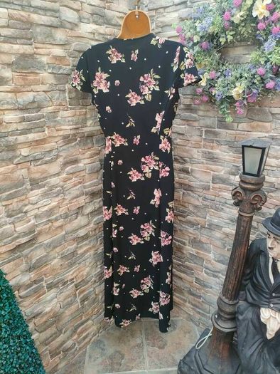 Zara Maxi black floral size small Postage included