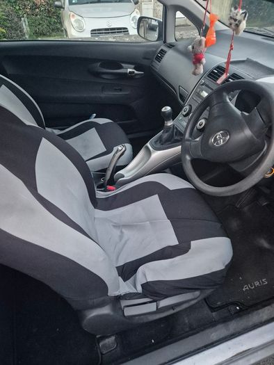 2007 Toyota Auris