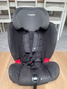 Maxi Cosi Titan