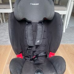 Maxi Cosi Titan