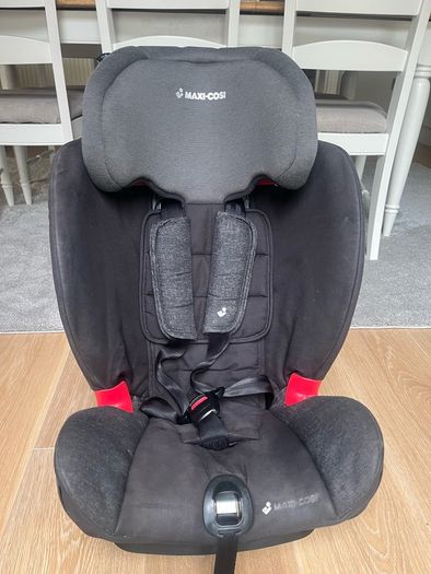 Maxi Cosi Titan