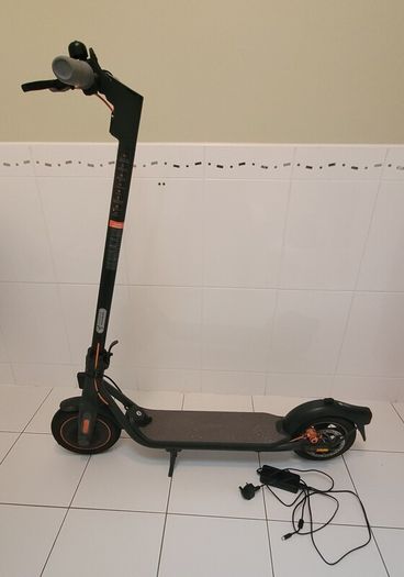Ninebot KickScooter F40E