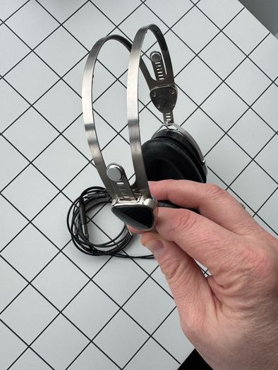 LSTN Headphones