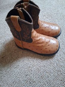 toddlers boots