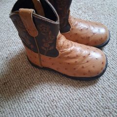 toddlers boots