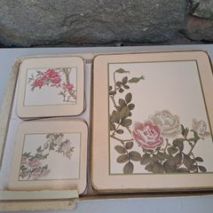 4 Placemats and 4 coasters