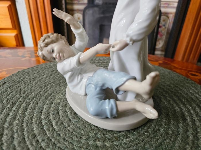 NAO by Lladro "Pillow Fight" Figurine