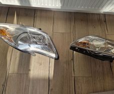 Ford Focus 2008 Headlight