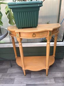 Console table