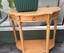 Console table