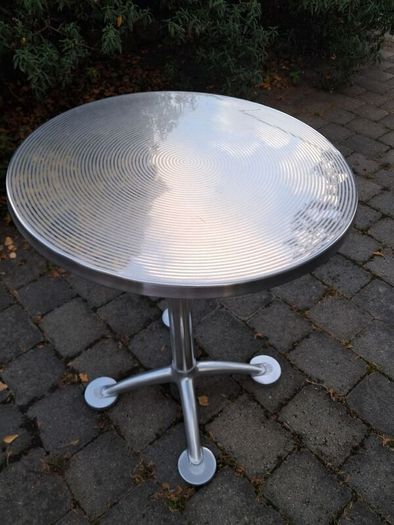 Stainless steel & chrome table