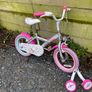 Girls bike 14 inch wheels Image 2